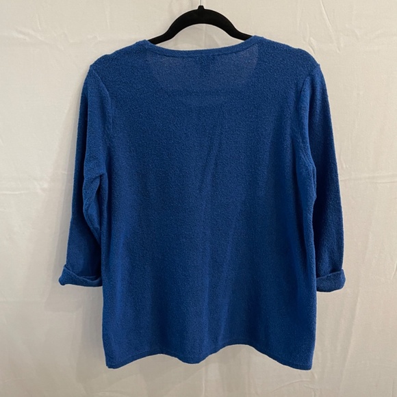 CHICO'S Women's Size 1 M Cobalt Royal Blue Lightweight Pop Over Top Blue & Black - Picture 2 of 5